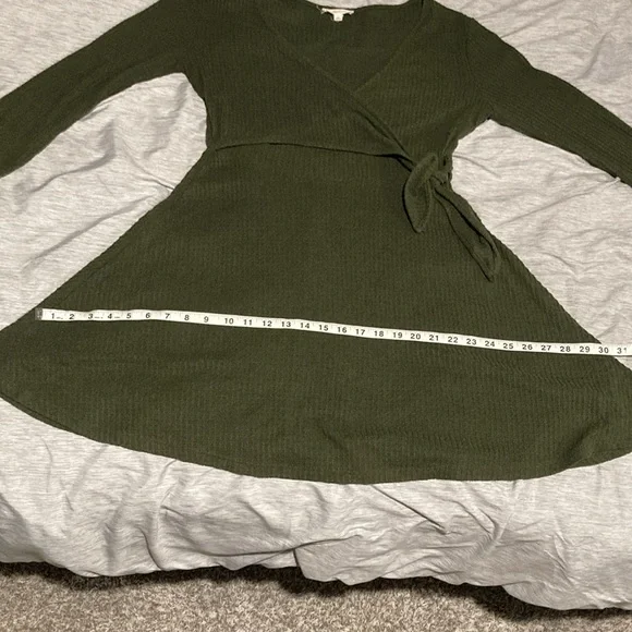 ❤️Elegant Olive Green Wrap Dress - Picture 5 of 7